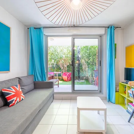 아파트 Rez De Jardin A 500 M De La
